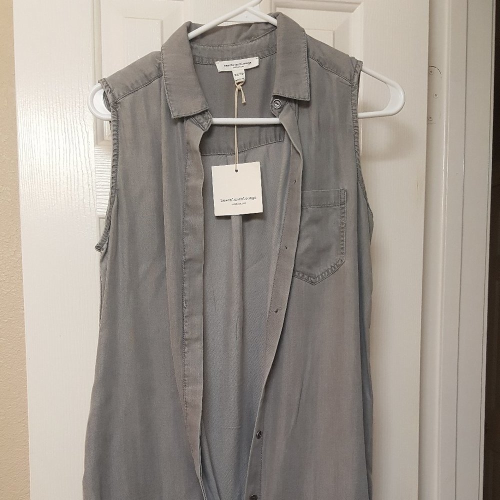 Gray beachlunchlounge Long Button Down Vest